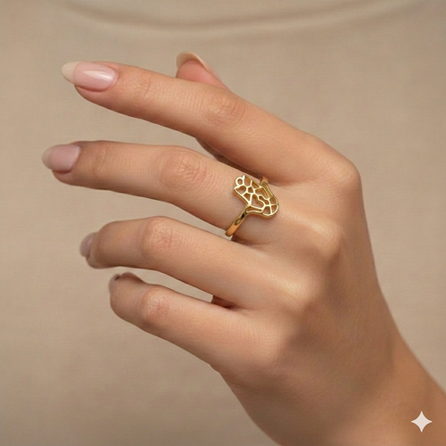 18k Gold Hamsa Ring