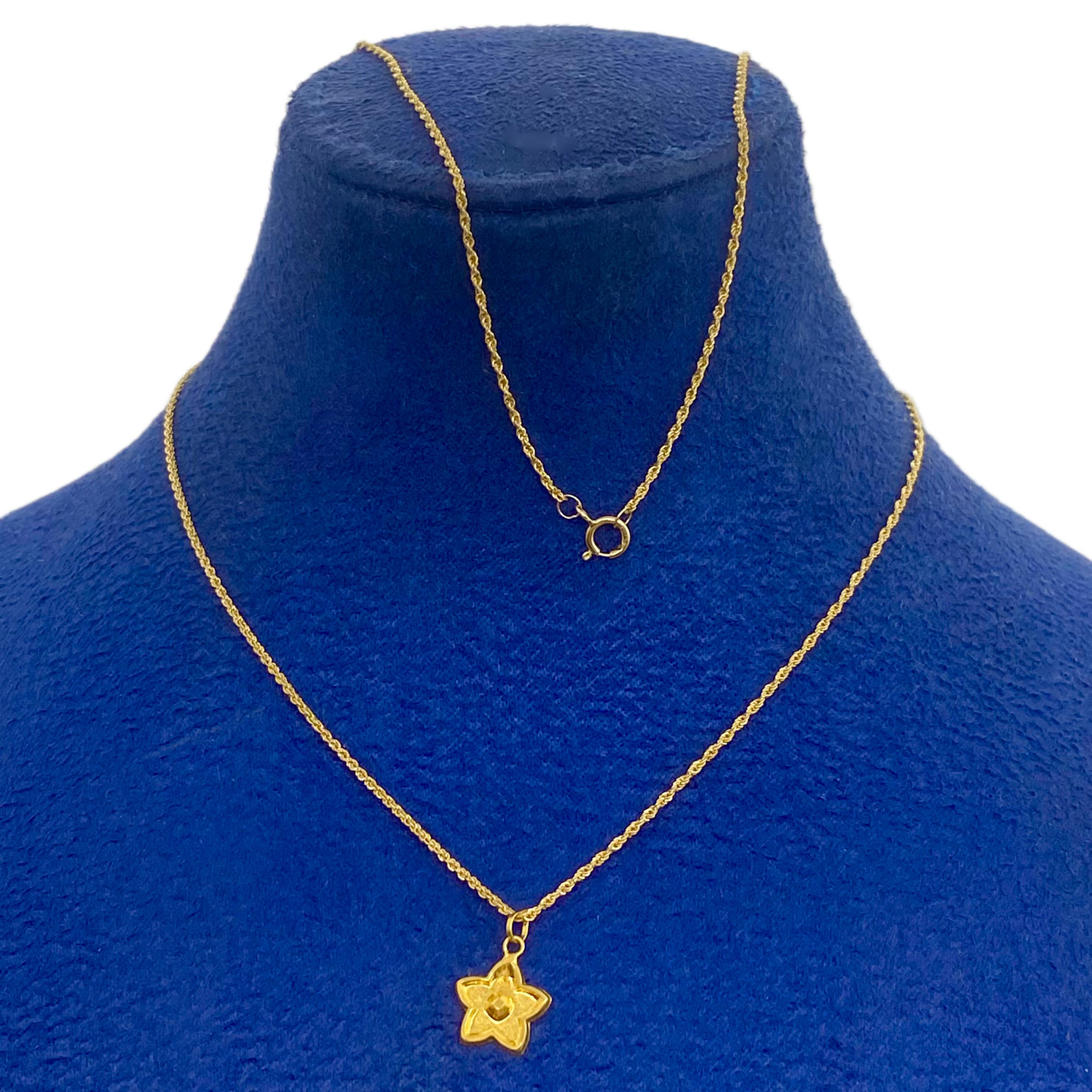 18k Gold Star Dot Necklace