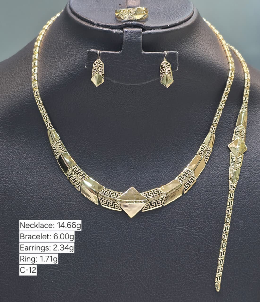 18k Gold Diamond Style Jewelry Set