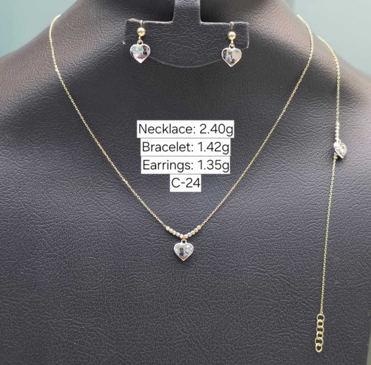 18k Gold Heart Ball Jewelry Set